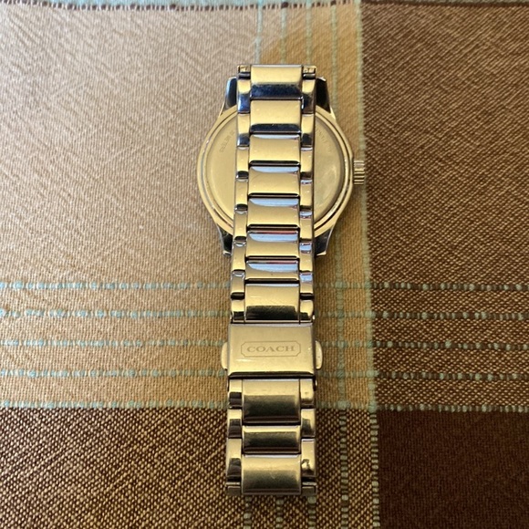 Coach Classic Silver Ladies Wristwatch with Etched Face​ - Picture 3 of 9